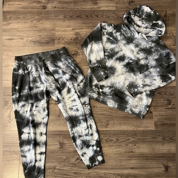 lululemon athletica Other - Lululemon Warm Down Tracksuit